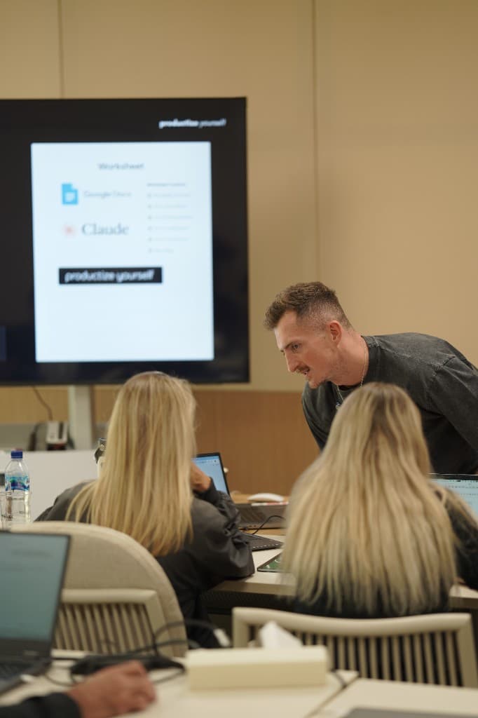CRM, Sales Workflows & Customer Journeys